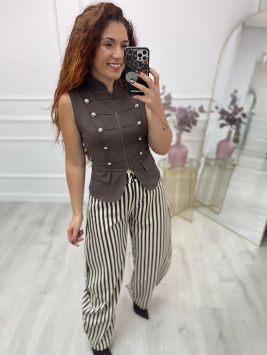 CHALECO ELVIRA ABOTONADO