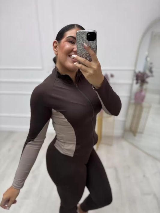 CONJUNTO BEATRIZ DEPORTIVO