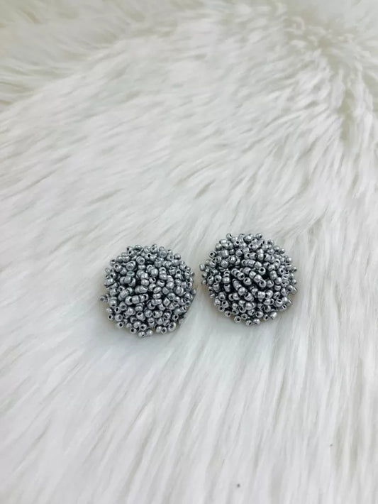 PENDIENTE POMPON PERLITAS