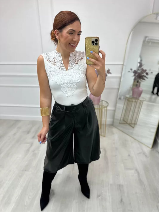 TOP LIVIA ENCAJE