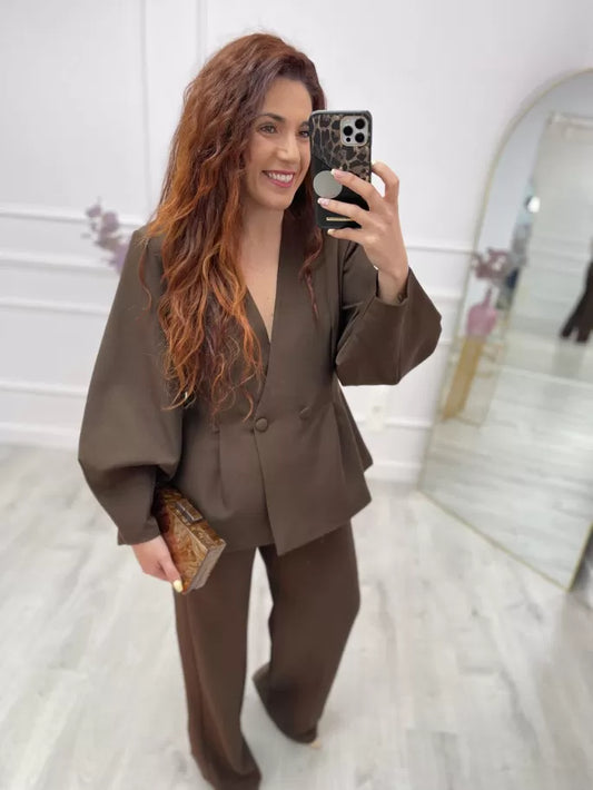 TRAJE KEIRA DOS PIEZAS